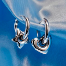 Cargar imagen en el visor de la galería, ARETE PUFF opción con o sin perforación