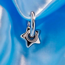 Cargar imagen en el visor de la galería, ARETE PUFF opción con o sin perforación