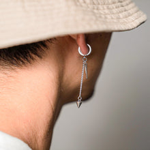 Cargar imagen en el visor de la galería, ARETE EBOY CON PERFORACIÓN