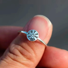 Cargar imagen en el visor de la galería, ANILLO AMULETO ODIN