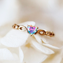 Cargar imagen en el visor de la galería, ANILLO CORAZÓN ARCOÍRIS