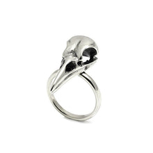 Cargar imagen en el visor de la galería, ANILLO CRANEO CUERVO