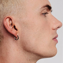 Cargar imagen en el visor de la galería, ARETE SIN PERFORACIÓN plata oro y negro