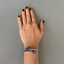 Cargar imagen en el visor de la galería, BRAZALETE LOBOS