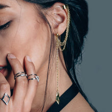 Cargar imagen en el visor de la galería, ARETE CONECTADO HOJA