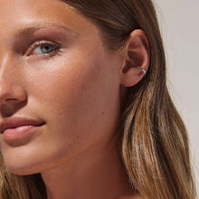 Cargar imagen en el visor de la galería, ARGOLLA SIN PERFO plata oro y negro