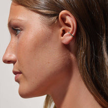 Cargar imagen en el visor de la galería, ARGOLLA SIN PERFO plata oro y negro