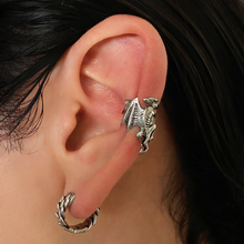 Cargar imagen en el visor de la galería, EAR CUFF DRAGÓN