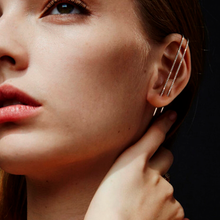 Cargar imagen en el visor de la galería, EAR CUFF LINEAL