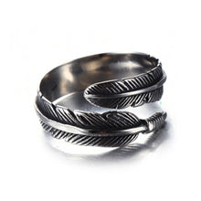 Cargar imagen en el visor de la galería, ANILLO FEATHER