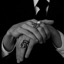 Cargar imagen en el visor de la galería, ANILLO MEDUSA