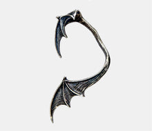 Cargar imagen en el visor de la galería, EAR CUFF MURCIÉLAGO