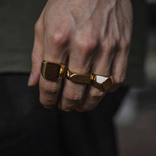 Cargar imagen en el visor de la galería, ANILLO SELLO LISO