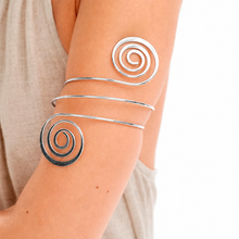 Cargar imagen en el visor de la galería, ENDLESS SPIRAL BRAZALETE
