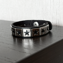 Cargar imagen en el visor de la galería, BRAZALETE EMO STAR
