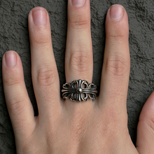 Cargar imagen en el visor de la galería, ANILLO CHROME FLOWER
