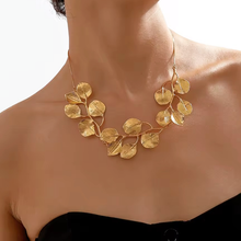 Cargar imagen en el visor de la galería, COLLAR EUCALIPTUS
