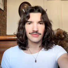 Cargar imagen en el visor de la galería, PRENDEDORES DEVIL
