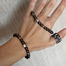 Cargar imagen en el visor de la galería, PULSERA CRANEO STONE
